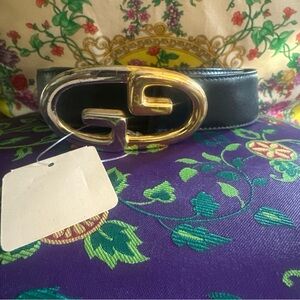 Gucci Black Leather Belt with Gold/Silver Double G Buckle 80/32